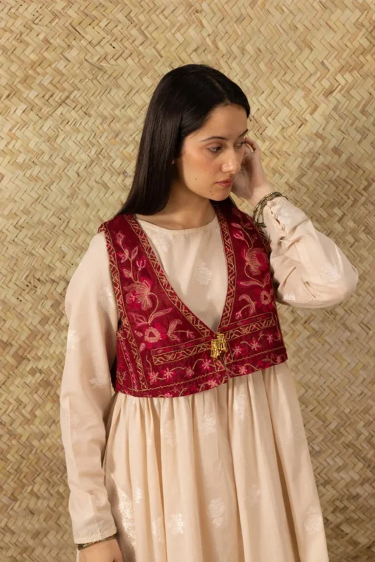 Zilverah Dupion Silk Embroidered Koti in Gulab Jamun – Formal Wear Buy Online Norway
