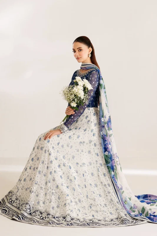 Zilverah embroidered chiffon formal wear suit for Pakistani women in Norway