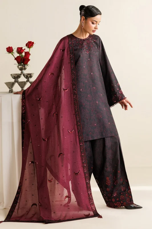Zilverah embroidered raw silk formal wear 3-piece Pakistani dress Norway – featured look