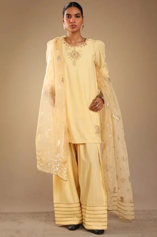 Zilverah Gilded Polki Embroidered 3-Piece Formal Wear Set in Yellow – Buy Online Norway