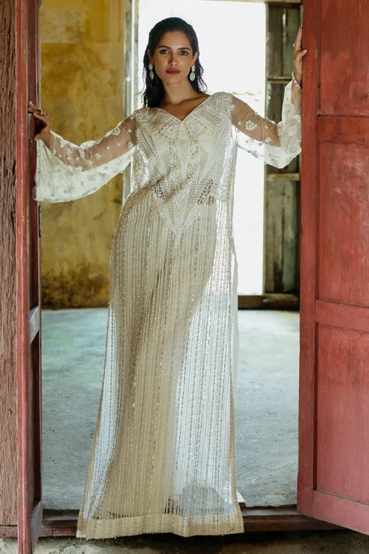 Zilverah Lotus white embroidered net luxury formal wear 3-piece Pakistani dress Norway