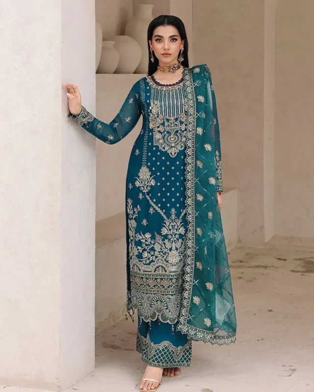 Zilverah sequin chiffon party wear 3-piece suit with pearl embroidery — buy online Norway